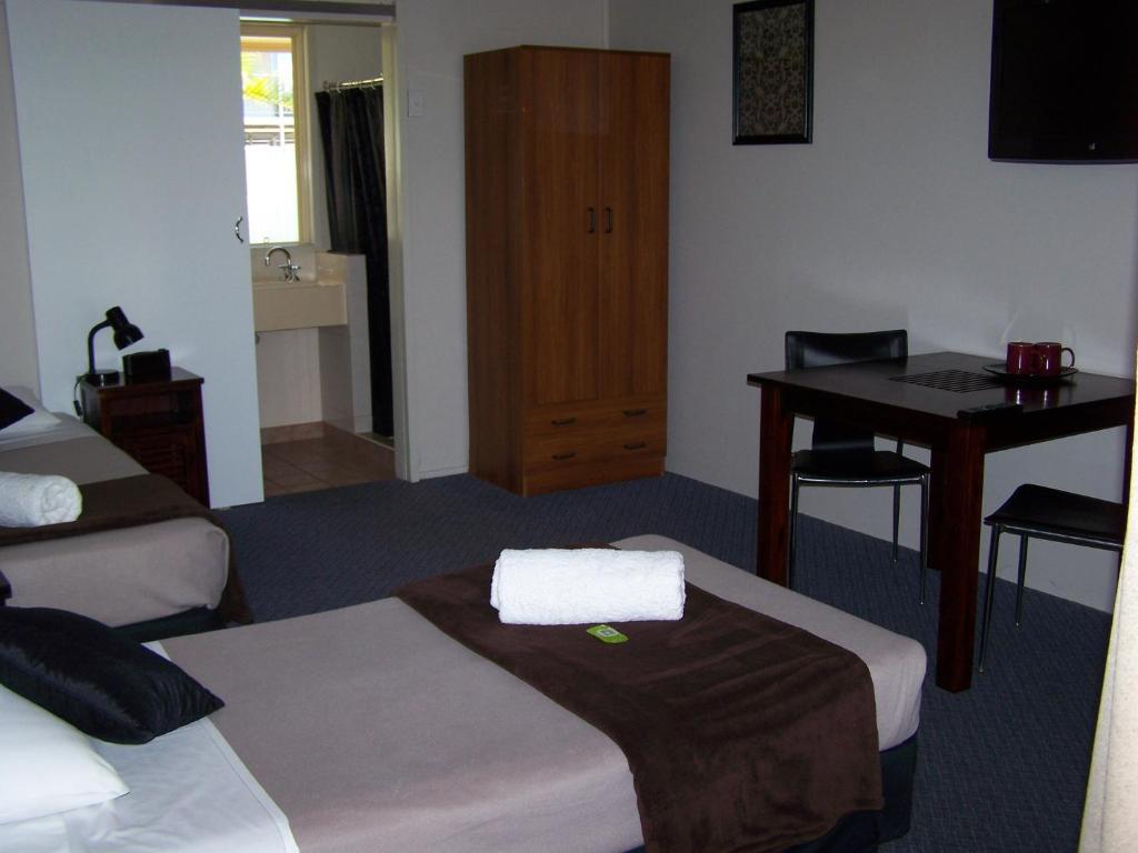 Kalua Motel Bundaberg Phòng bức ảnh